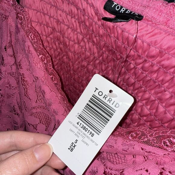 Torrid Women’s Lace Square Neck Smocked Crop Top Pink Size 5X NWT - Picture 3 of 4